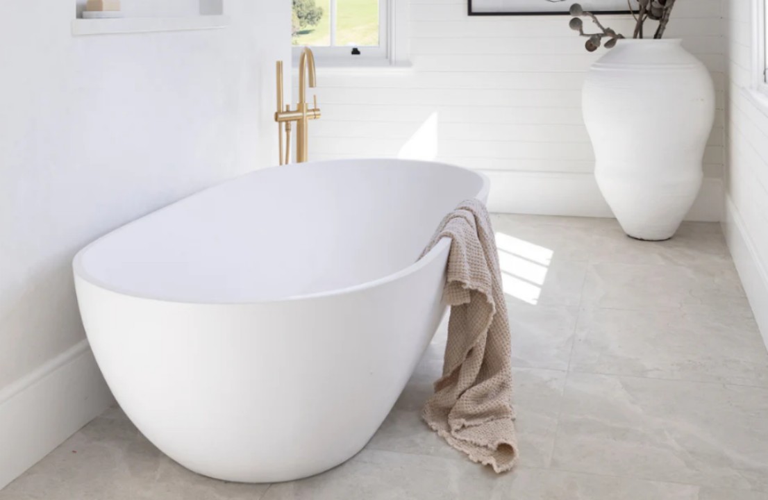 Soak in Serenity: Discovering the Tranquil Beauty of Stone Baths in Byron Bay
