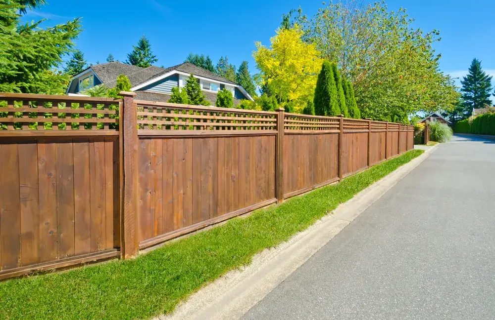 Plainfield’s Top Fence Company: 2024 Cedar Rustic Fence Installation & Repair Guide