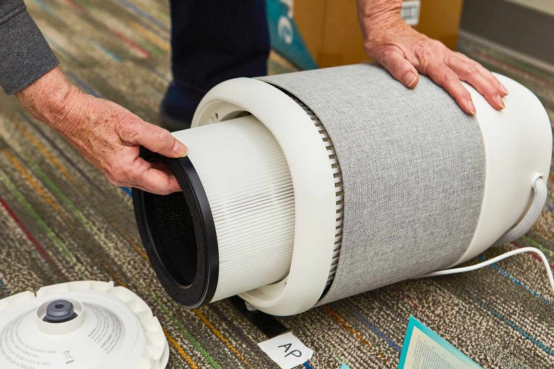 Beyond the Surface: How HEPA Air Purifiers Help Prevent Mold from Spreading to Hidden Areas