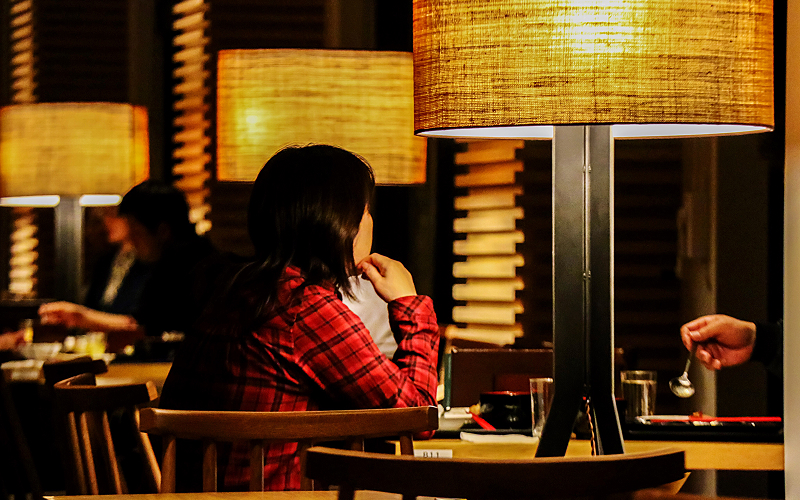 Why F&B Interior Design in Singapore Speaks Louder Than Menus