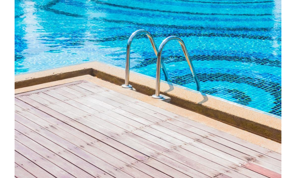 4 Easy Ways to Upgrade Your Pool Deck