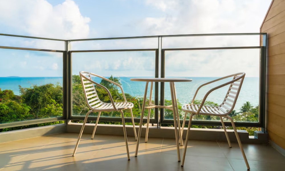 How Frameless Glass Balustrades Help Create a Clear, Unobstructed View in Your Home
